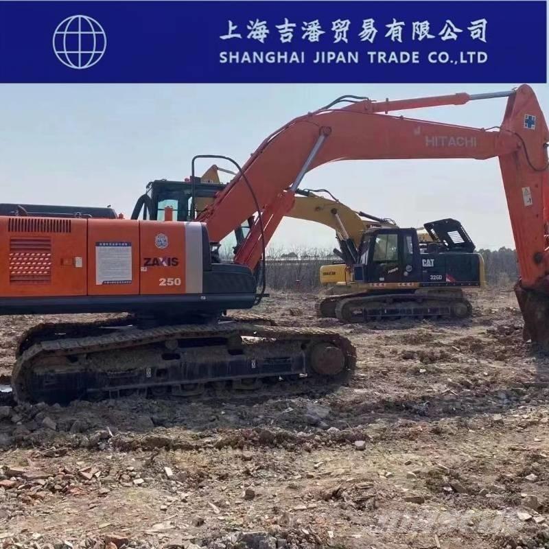 Hitachi ZX 250 Raupenbagger