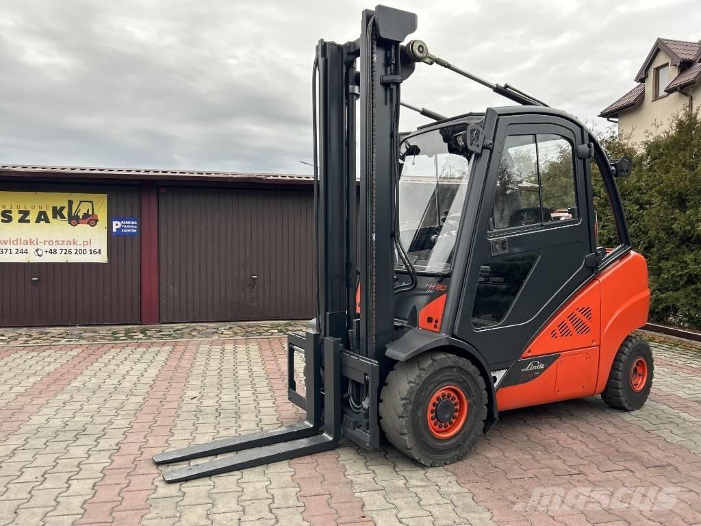 Linde H30T-02 Gas Stapler