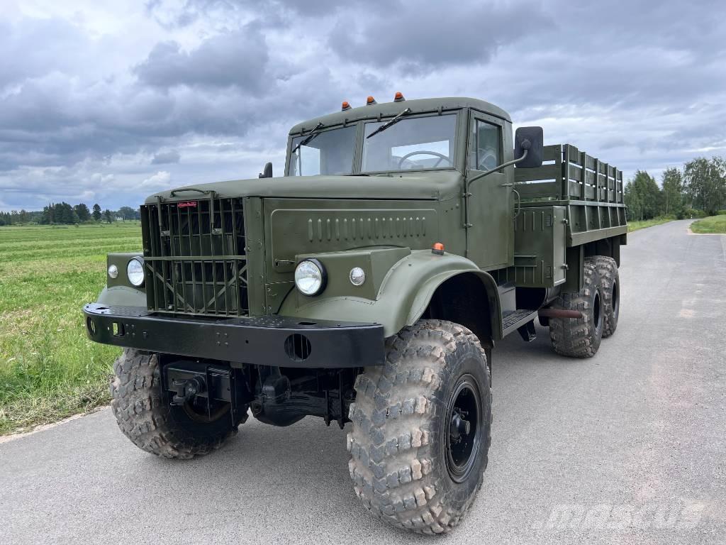 Kraz 255 B Beavertail Flatbed / winch trucks