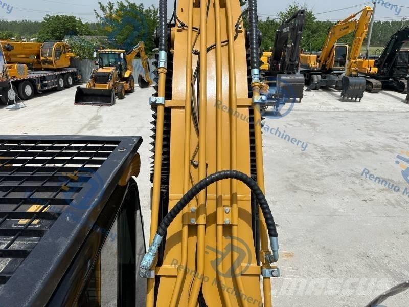 CAT 323D2L Raupenbagger