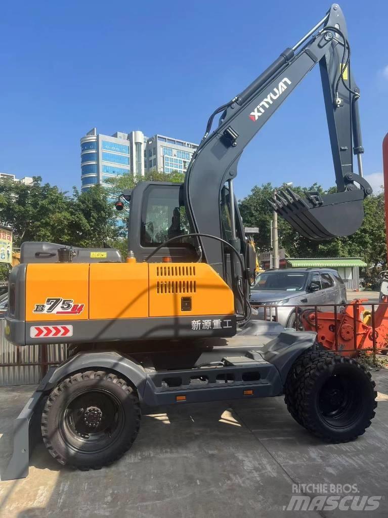 Xinyuan  B75G4 Raupenbagger