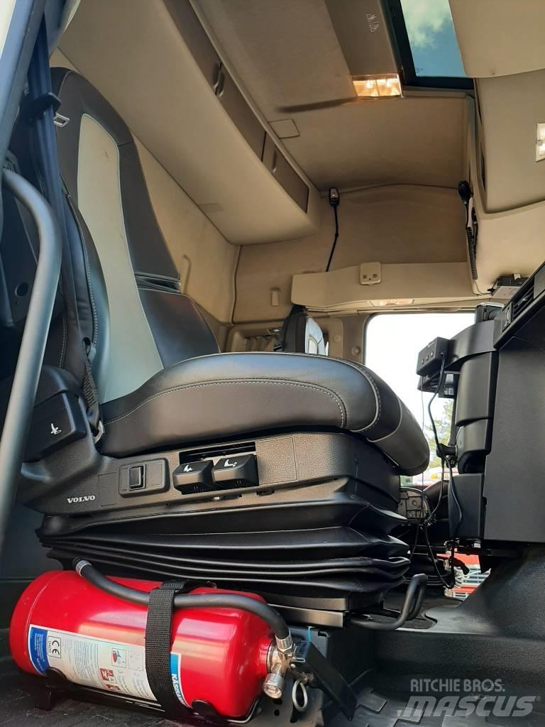 Volvo FH 16 Holzfahrzeuge