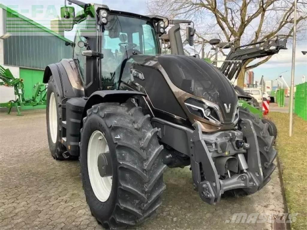 Valtra q285 Traktoren