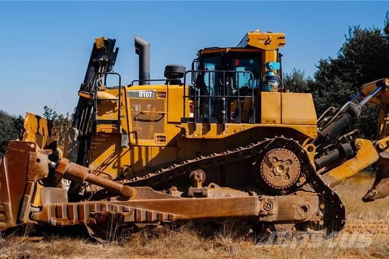 CAT D10T Bulldozer