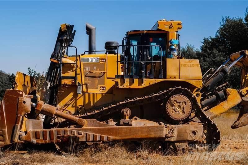 CAT D10T Bulldozer