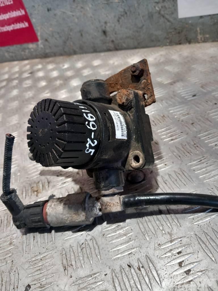 MAN TGM  81521166074 Bremsen