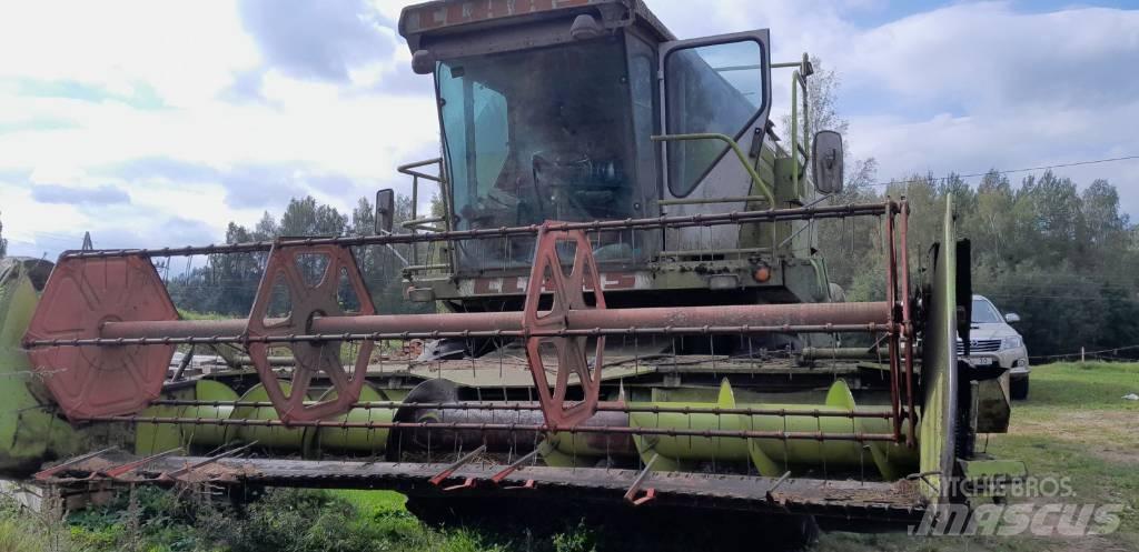 CLAAS Dominator 86 Mähdrescher