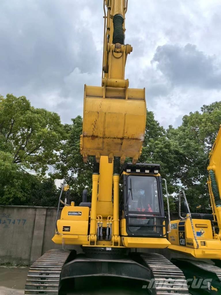 Komatsu PC 220-8 Midibagger  7t - 12t