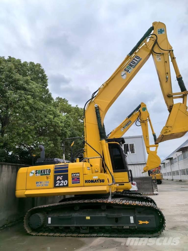 Komatsu PC 220-8 Midibagger  7t - 12t
