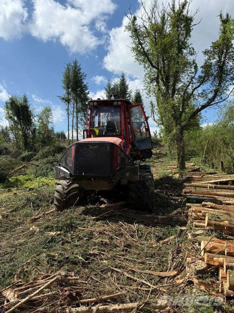 Komatsu 875 Forwarder