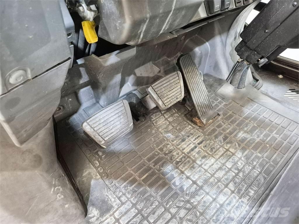 Mitsubishi FD25NT Diesel Stapler
