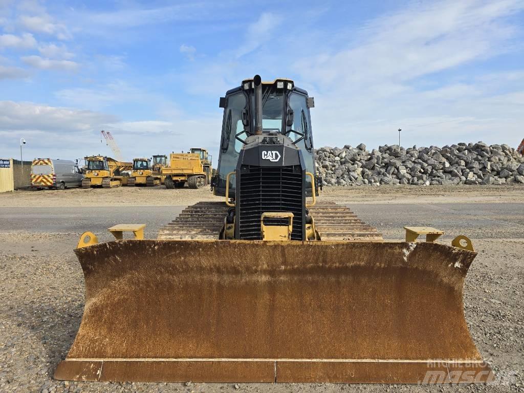 CAT D 3 LGP Bulldozer