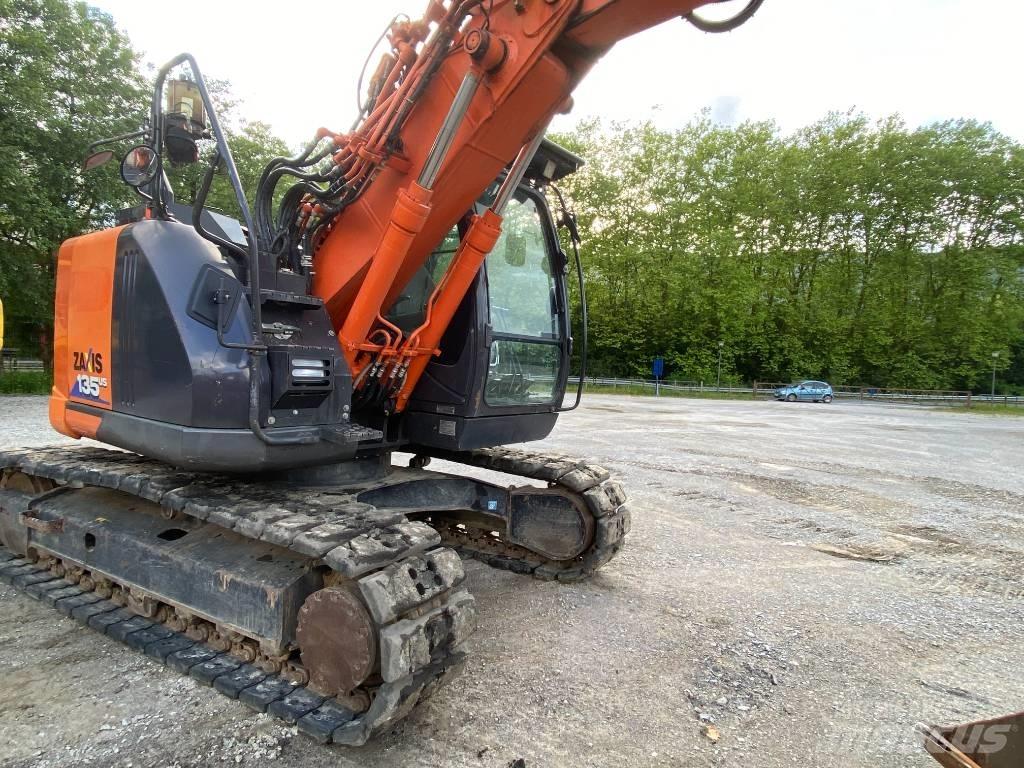 Hitachi ZX 135 US-6 Raupenbagger