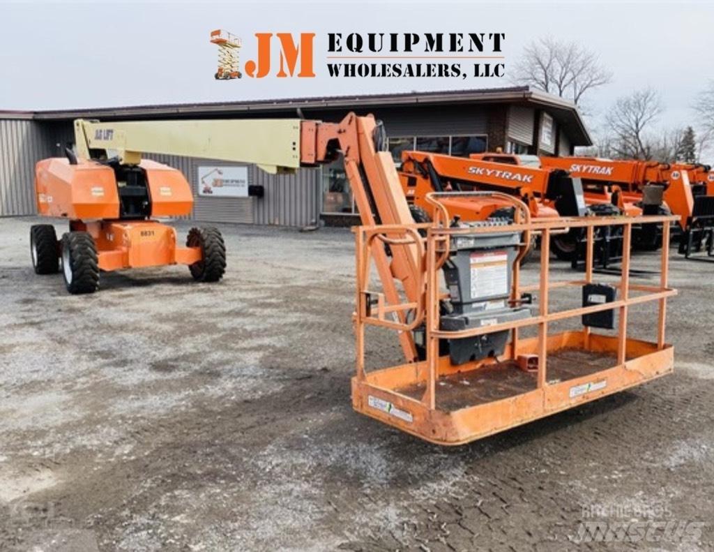 JLG 860 SJ Teleskopbühnen