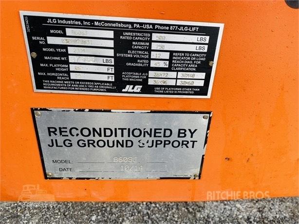 JLG 860 SJ Teleskopbühnen