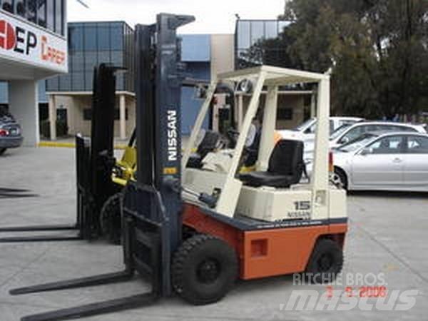 Nissan H01A18U Andere Gabelstapler