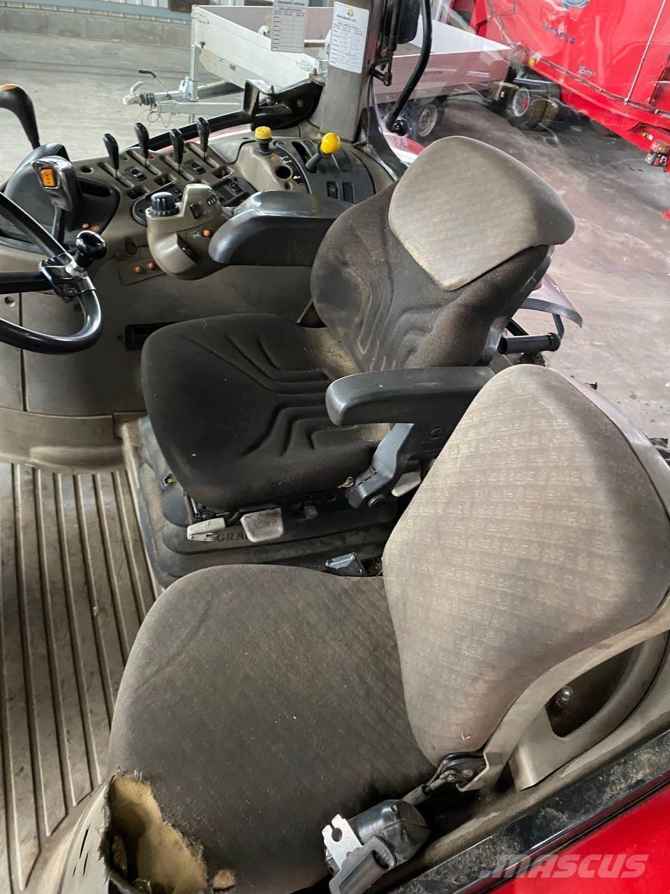 Case IH MXU 135 Traktoren