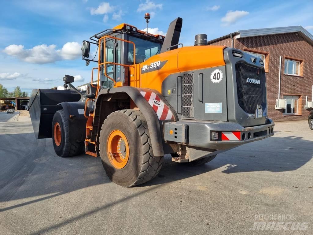 Doosan DL 380-7 Radlader