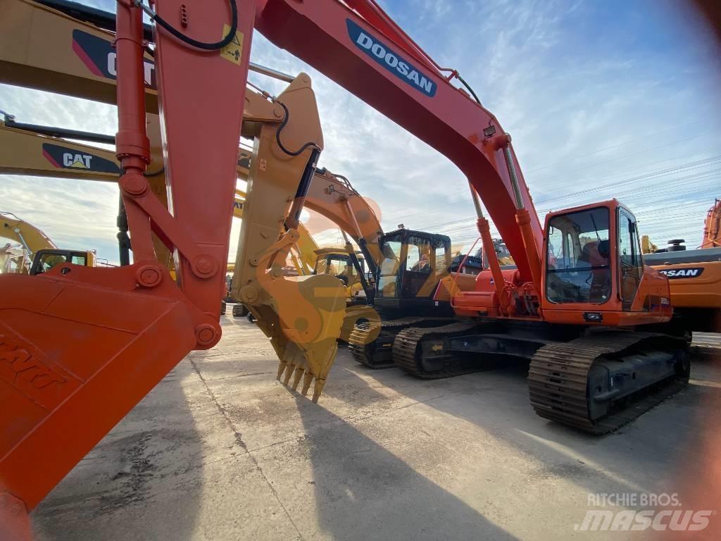 Doosan 300LC-7 Raupenbagger