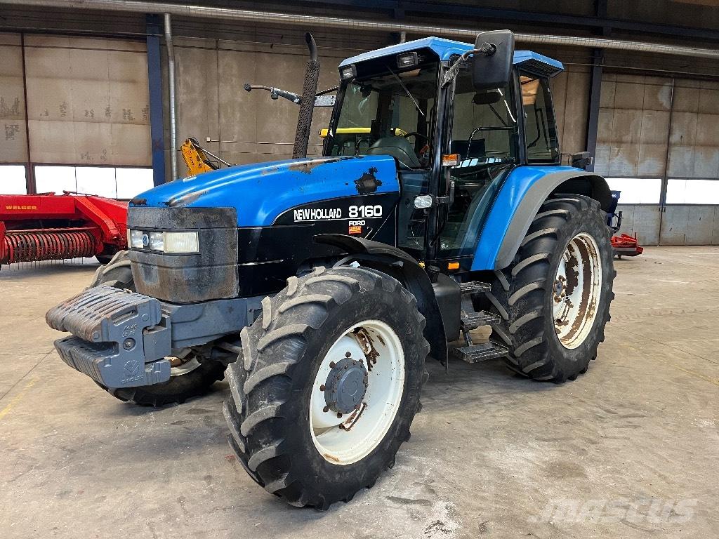New Holland 8160 Traktoren
