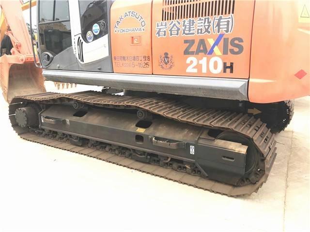 Hitachi ZX 210 Raupenbagger