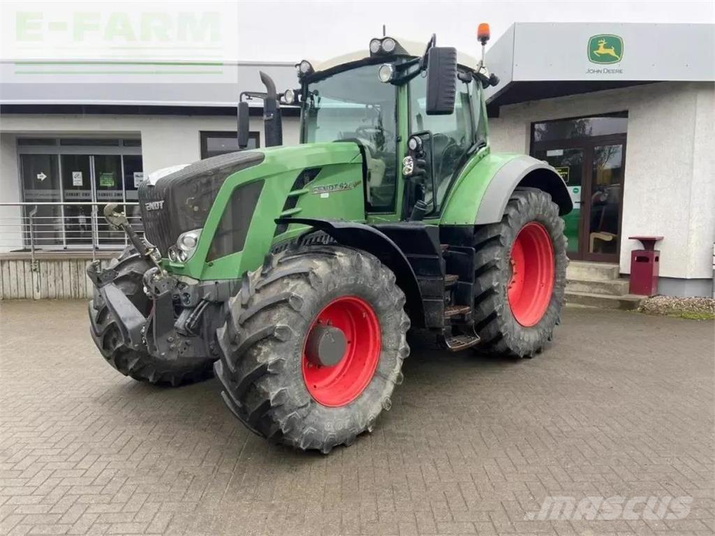 Fendt 826 Traktoren
