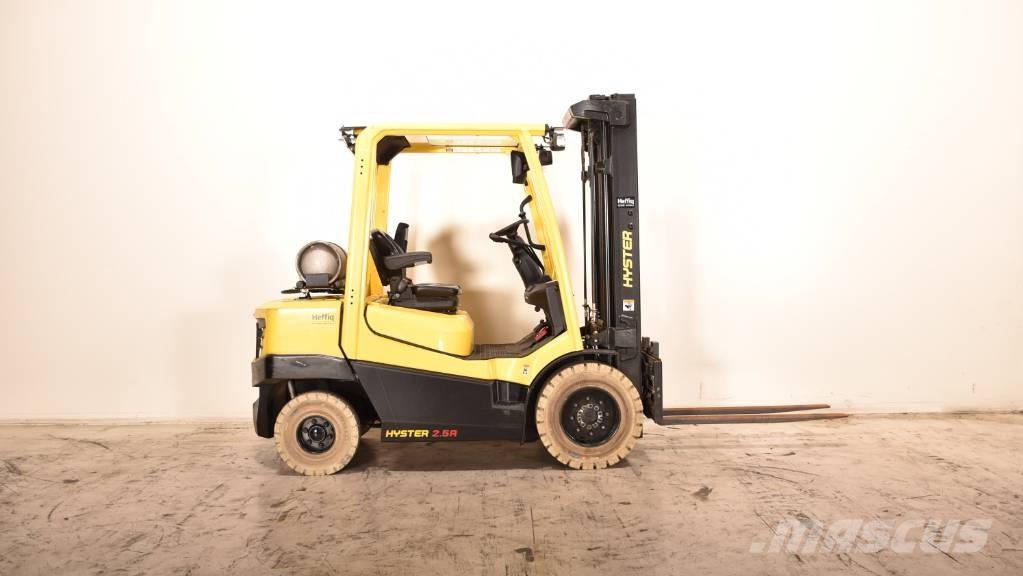 Hyster H2.5A6-L Gas Stapler