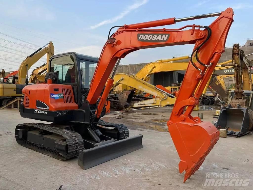 Doosan DX60 Raupenbagger