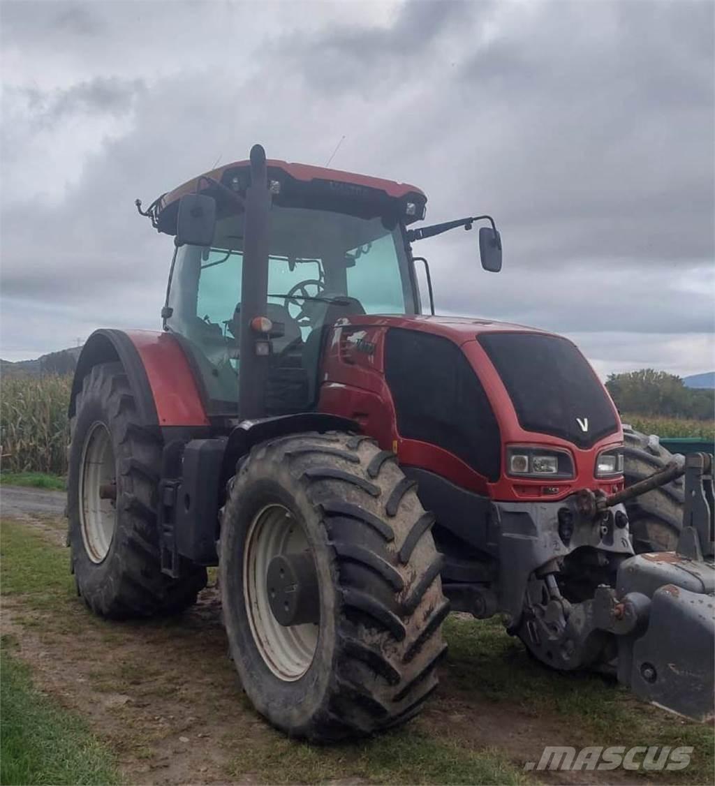 Valtra S352 Traktoren