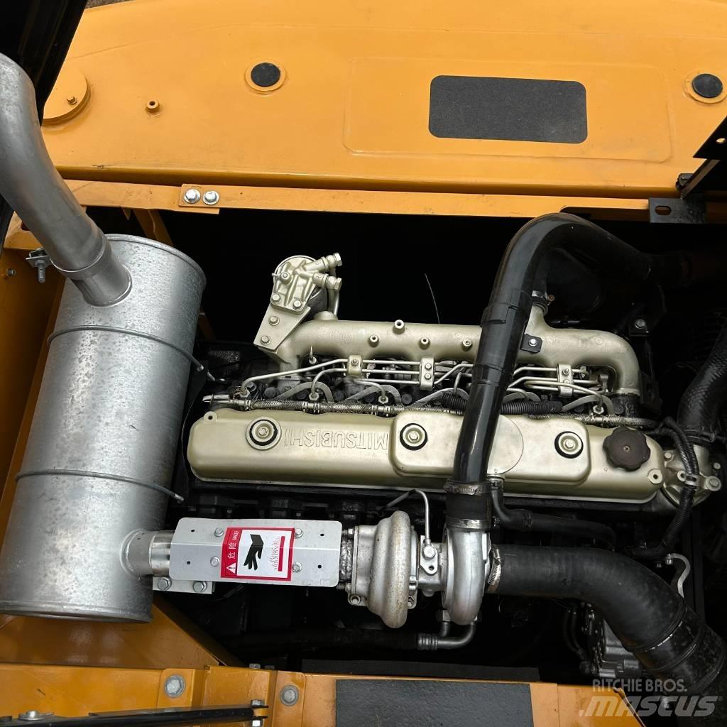 Sany 215C Raupenbagger