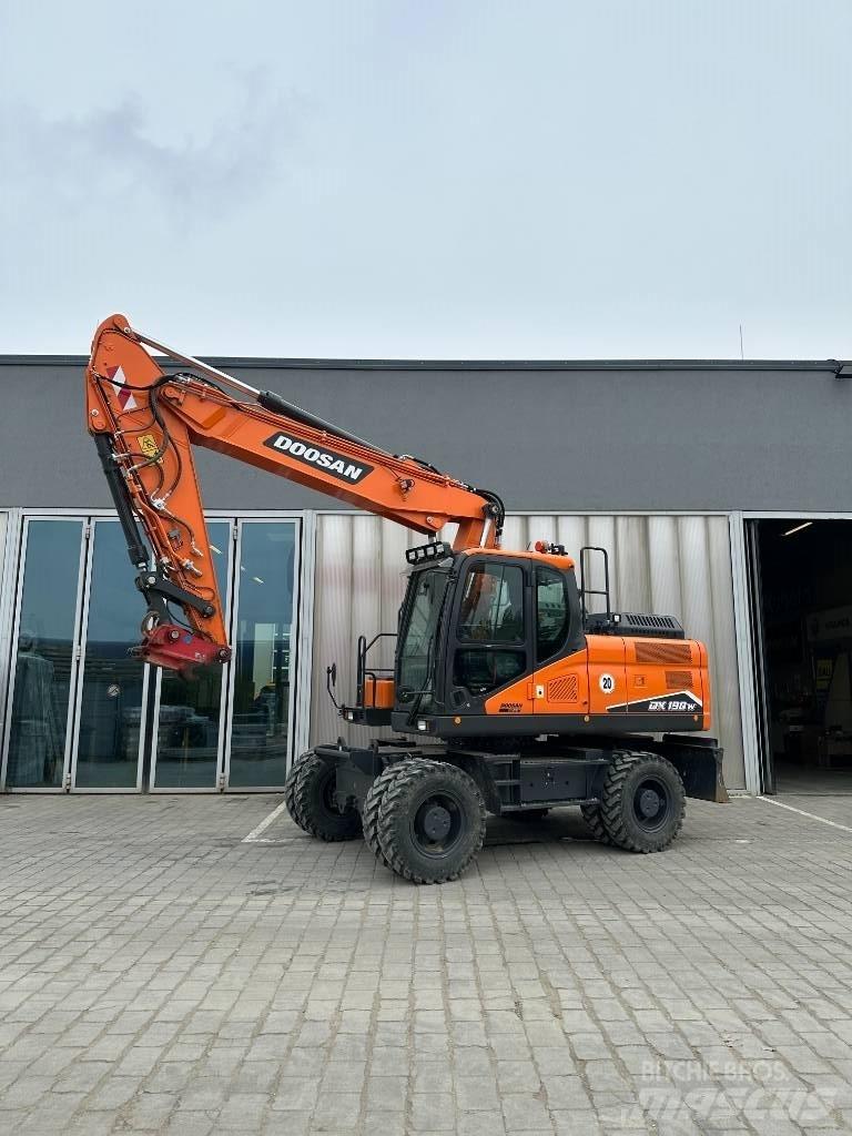 Doosan DX 190 W-7 Mobilbagger
