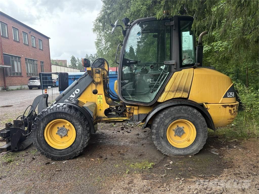 Volvo L 25 B Radlader