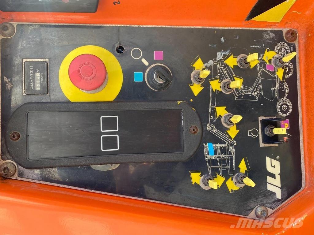 JLG 340AJ Gelenkteleskoparbeitsbühnen