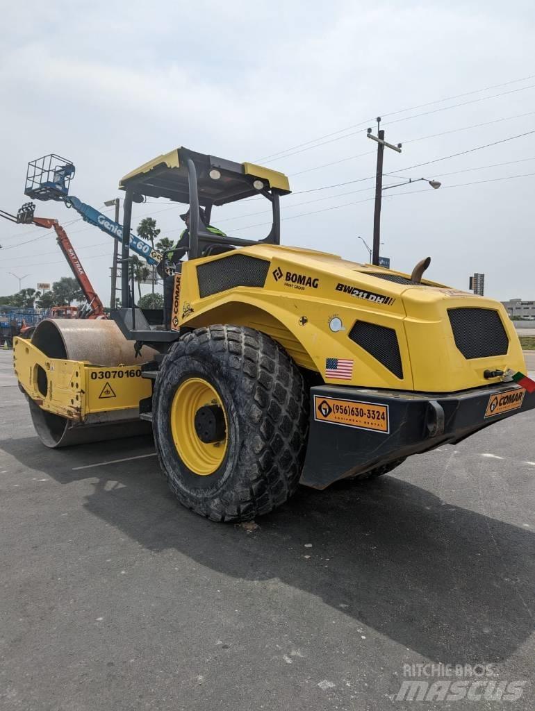 Bomag BW 211 DH-5 Walzenzüge