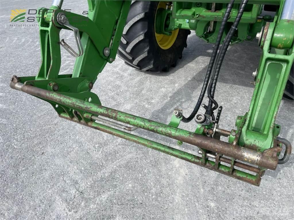 John Deere 6110R Traktoren