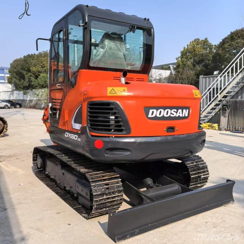 Doosan DX 60-9 C Raupenbagger