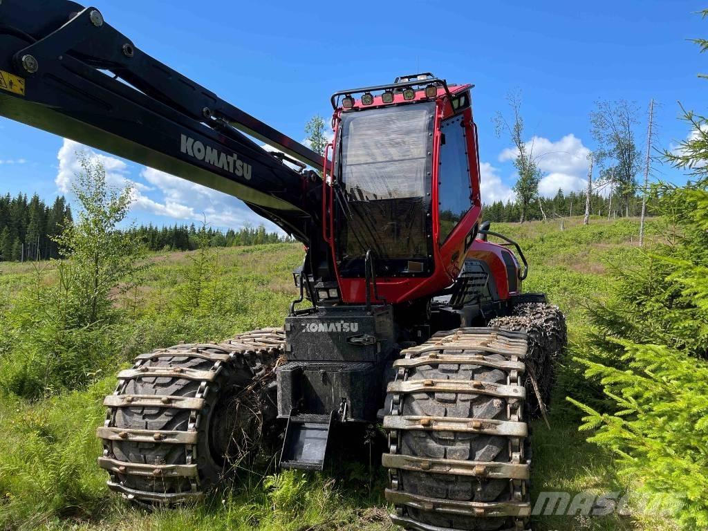 Komatsu 931 XC Harvester
