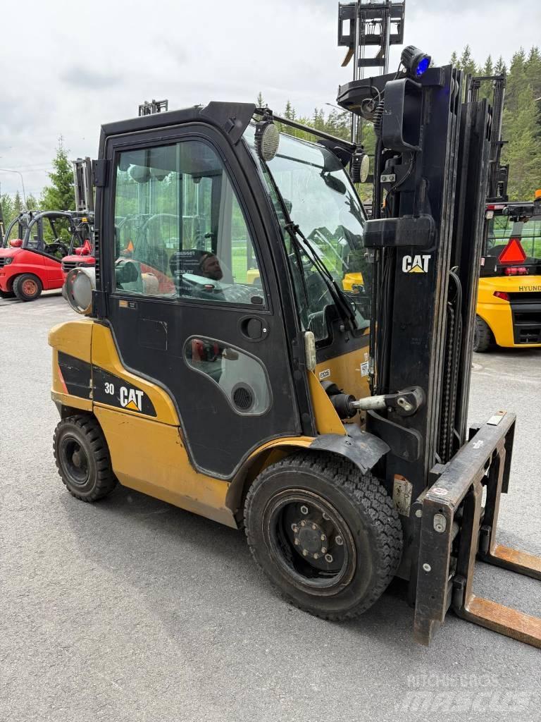 CAT GP 30 N Gas Stapler
