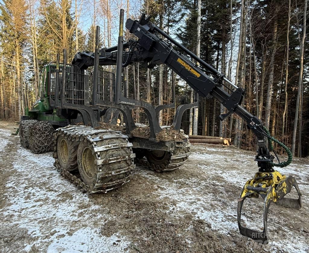 John Deere 1010G Forwarder