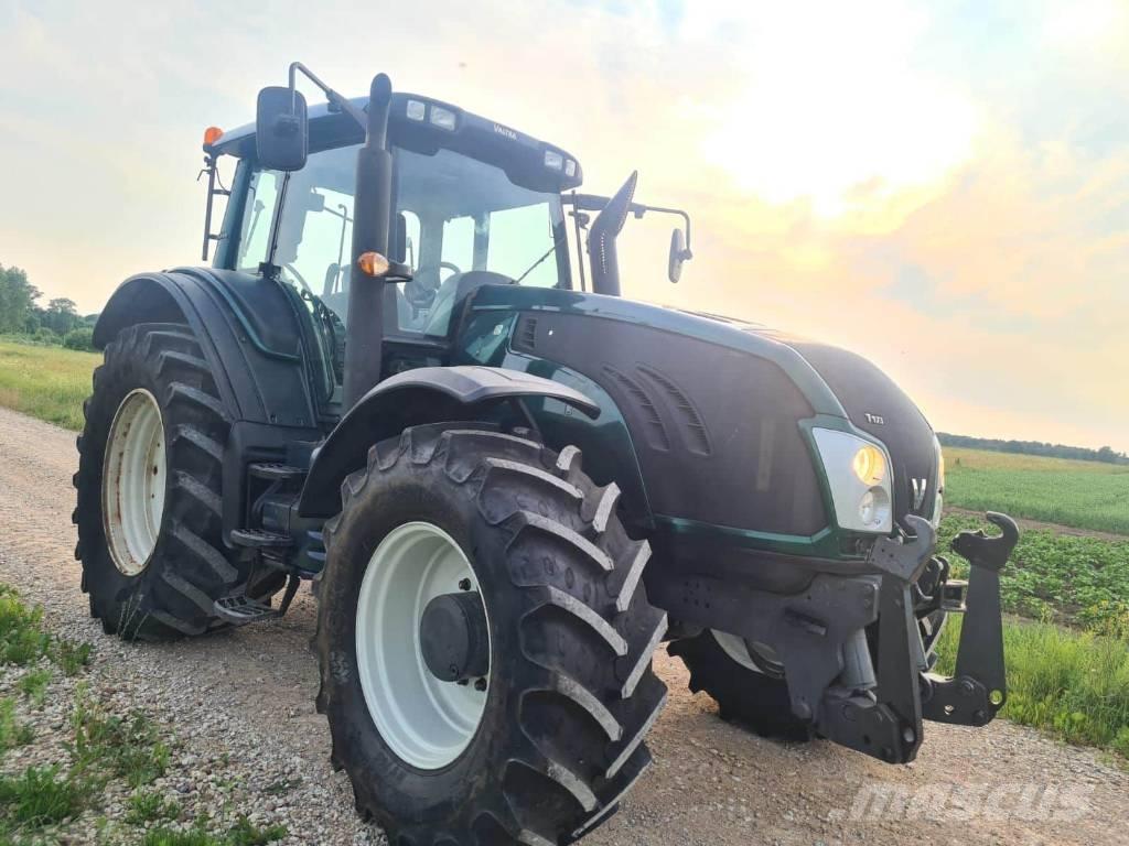 Valtra T 173 HiTech Traktoren