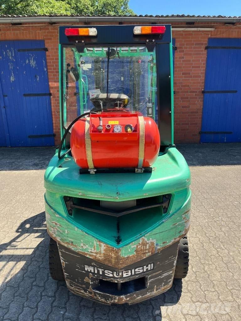 Mitsubishi FG 35 N Gas Stapler