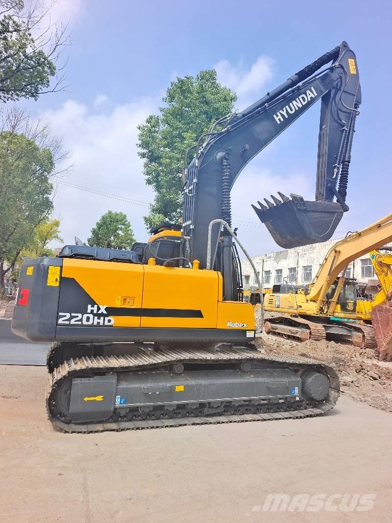 Hyundai 220LC-9T Raupenbagger