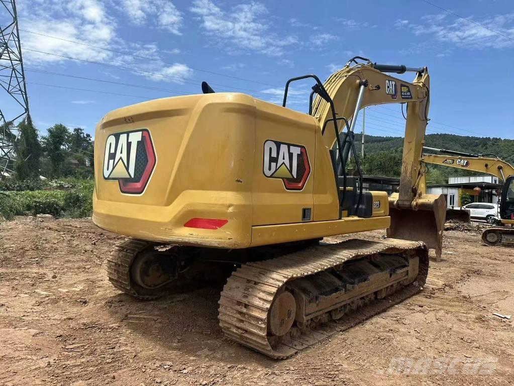 CAT 323 Raupenbagger