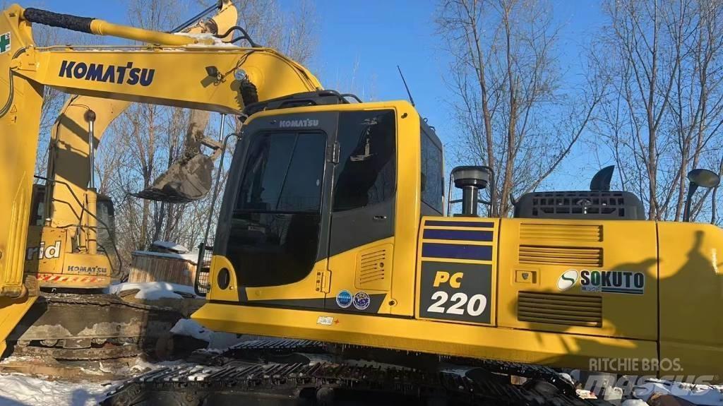 Komatsu PC 220-8 Raupenbagger