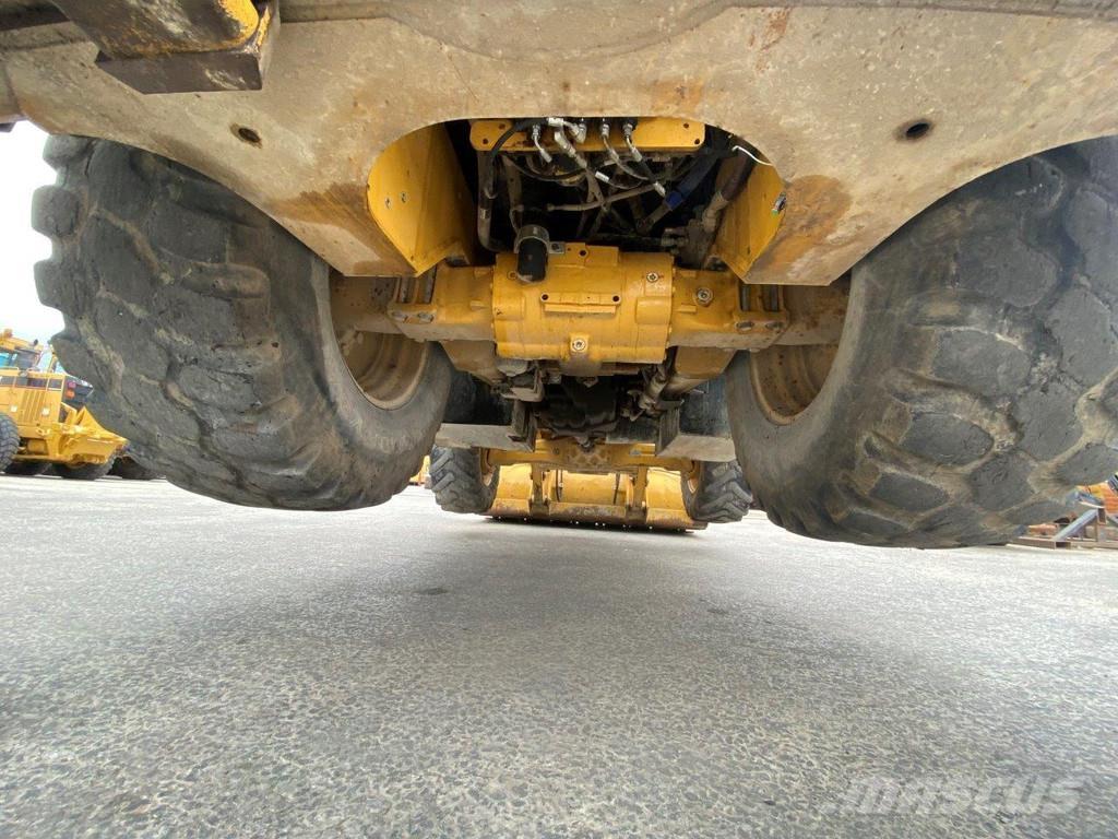 CAT 432F2 NVT Baggerlader