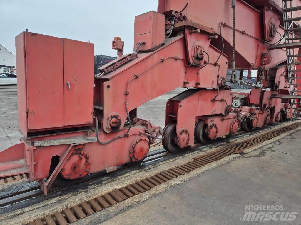  ZPMC STS Schiffskräne
