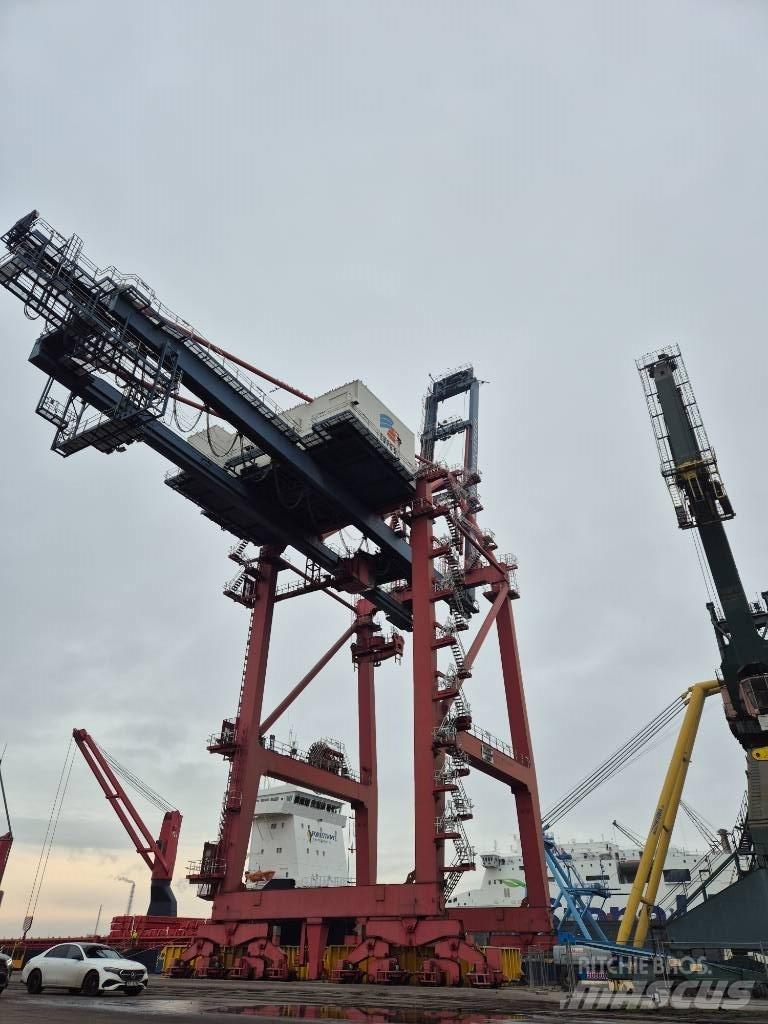  ZPMC STS Schiffskräne