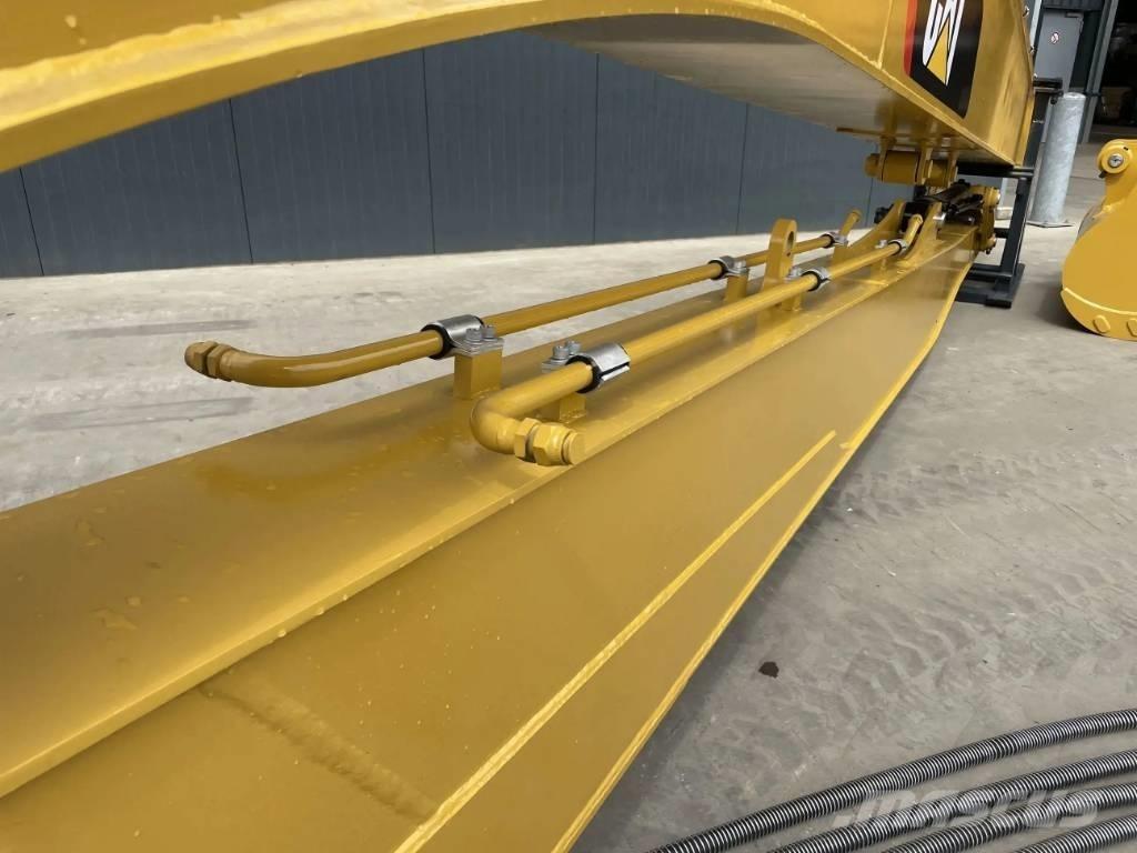 CAT 323 GX 18m Set Tieflöffel