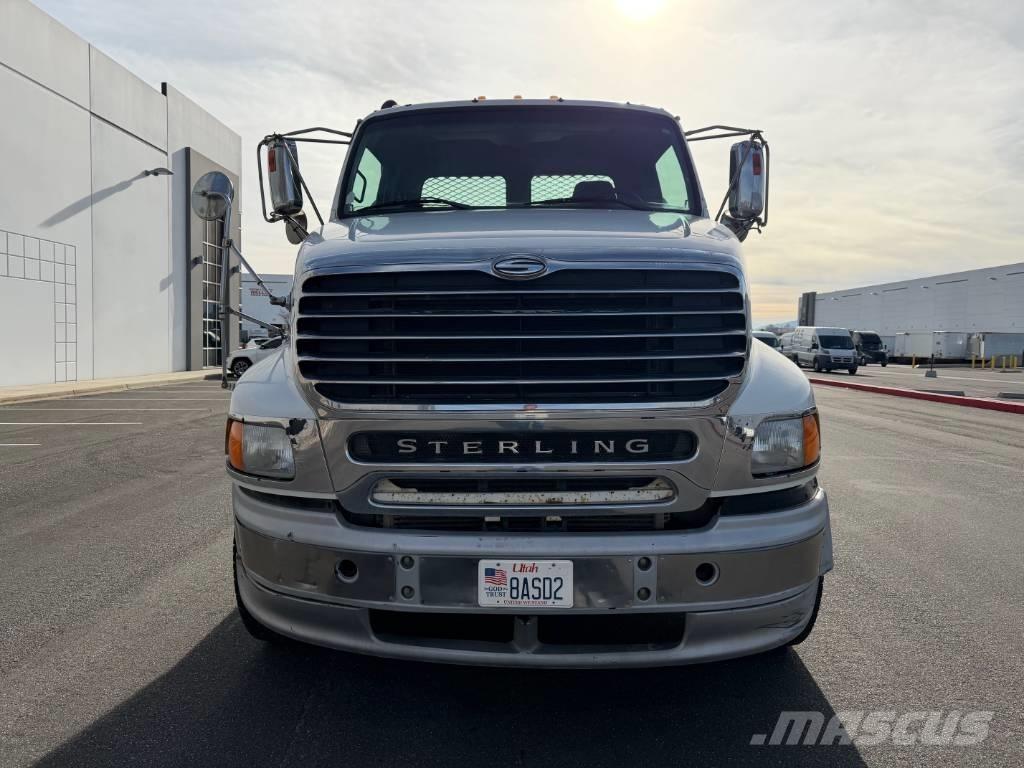 Sterling AT 9500 Absetzkipper