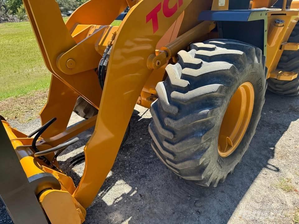 TCM E 820 Radlader